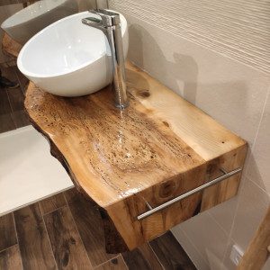 Plateau épicéa massif spécial salle de bain