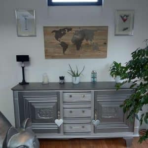 Mappemonde décorative en bois et béton